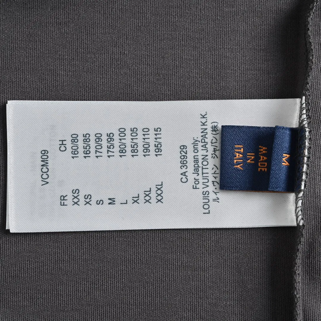 Louis Vuitton/Louis Vuitton Classic short sleeves with small label embroidered on the chest